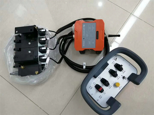پمپ بتن HBC727 Putzmeister قطعات بتنی بتن ریزی بوم کنترل از راه دور بی سیم